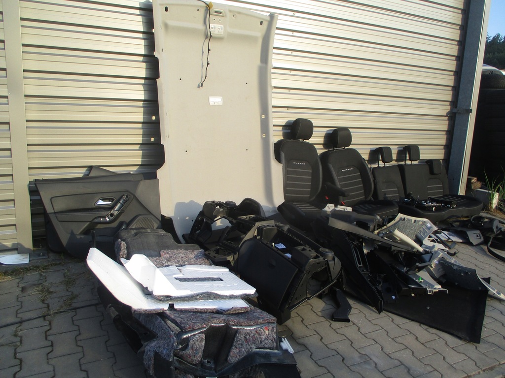 фото №1, Dacia duster ii 2017- сиденья заднее сиденье середина салон потолок обшивки