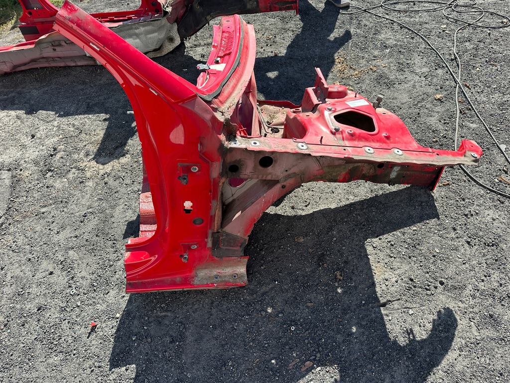 фото №1, Audi a4 8k лонжерон чверть права