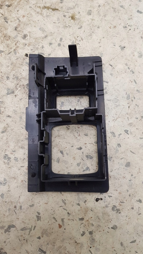 фото №3, Рамка захист перемикачів renault laguna iii