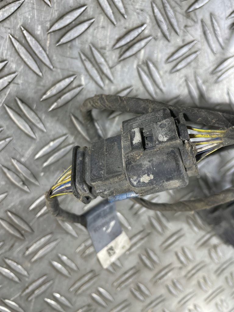 Vito 447 15- джгут електропроводка датчики задній pdc a4475404534 в Україні