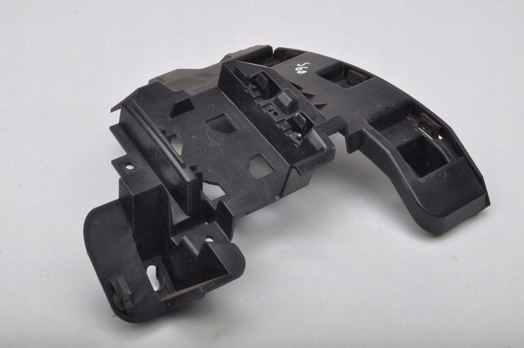 фото №1, Volvo s60 ii напрямна бампера правий задня 31323838