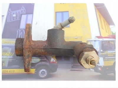 фото №1, Kia pregio 2.7d 98r - насос гальмівна