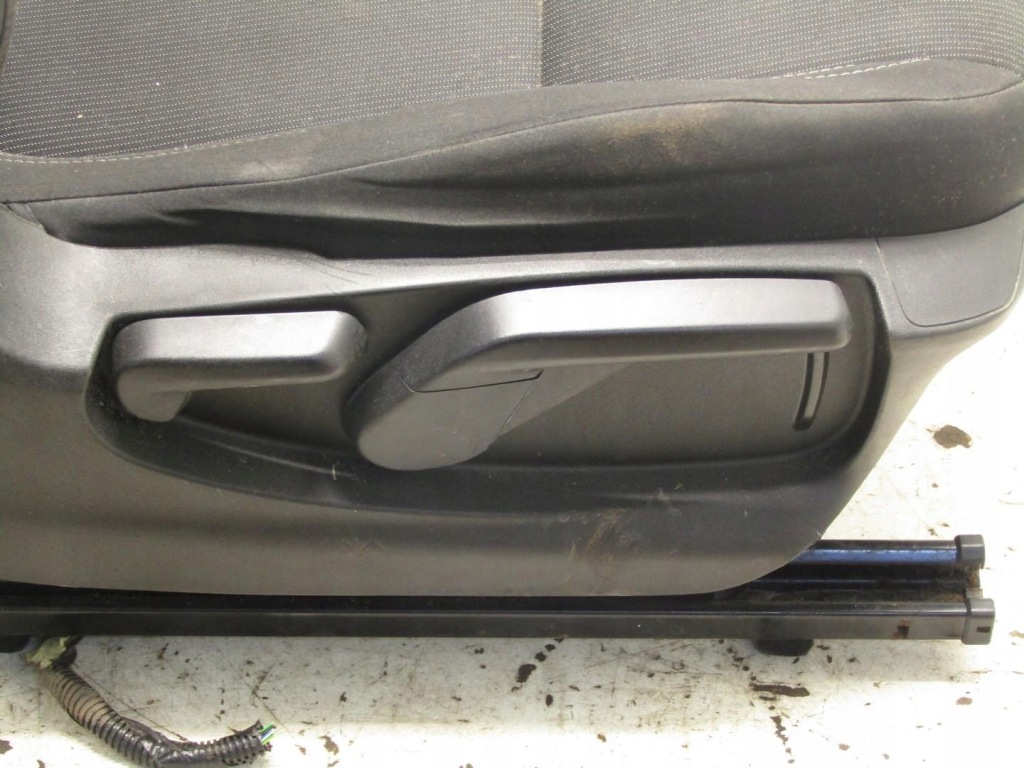 Сиденье передний правый перед fiat tipo ii hb Оригинал