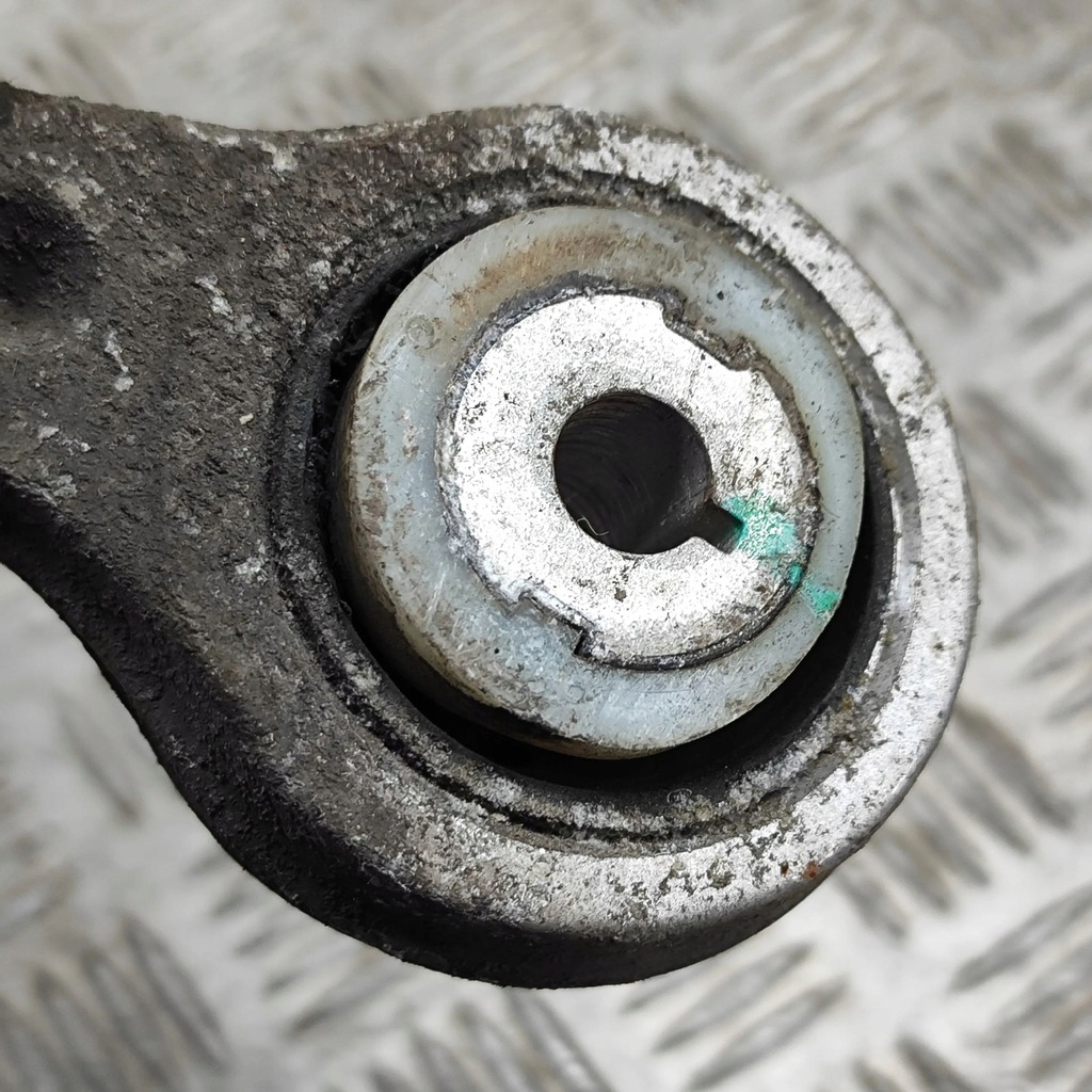 фото №6, Maserati ghibli 2016 права сторона верхній важіль задній