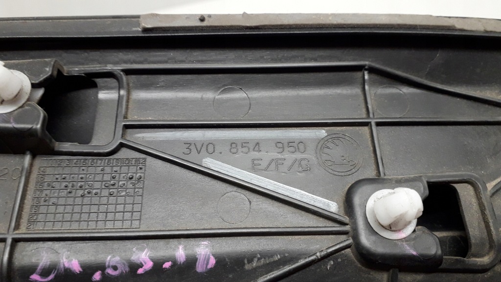 фото №10, Skoda superb 3 молдинг дверь правый задняя sportline