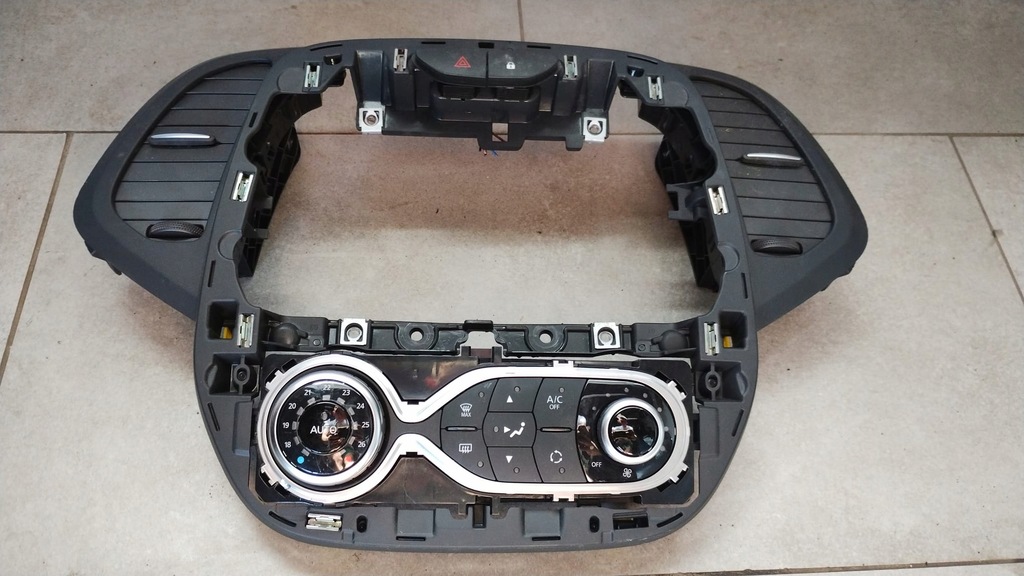 фото №2, Рамка панель кондиционера renault captur