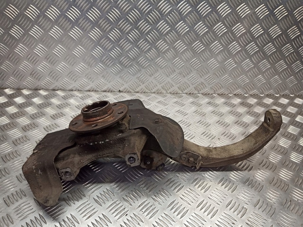 фото №1, Поворотний кулак правий перед передня alfa romeo 159 1.9 jtd