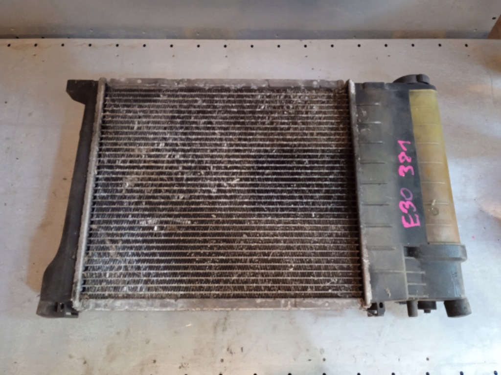 Купить Радиатор воды к bmw e30 m40