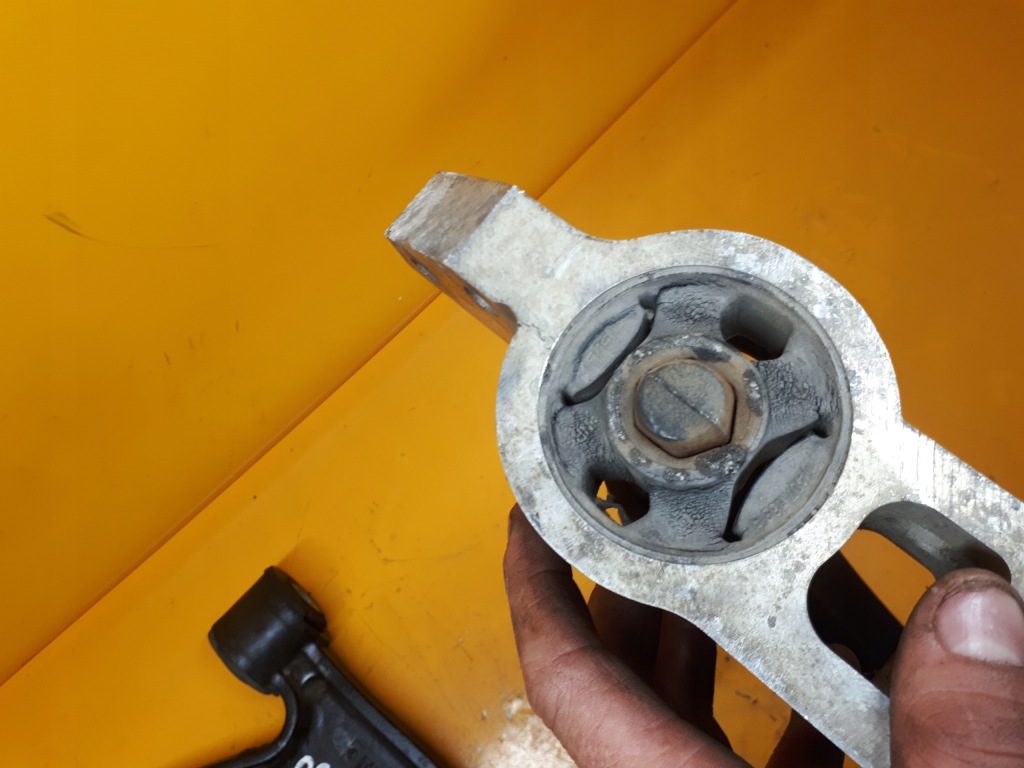 фото №12, Рычаг перед p/l octavia ii 2,0tdi 04-08r