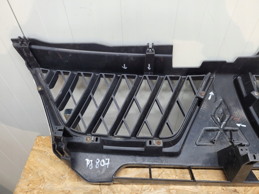 фото №10, Решётка радиатора решётка радиатора бампера mitsubishi pajero