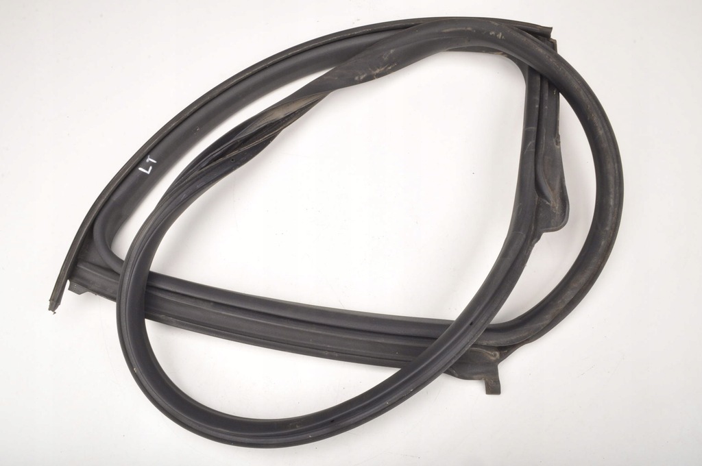 фото №1, Maserati ghibli iii прокладка дверь левый задняя