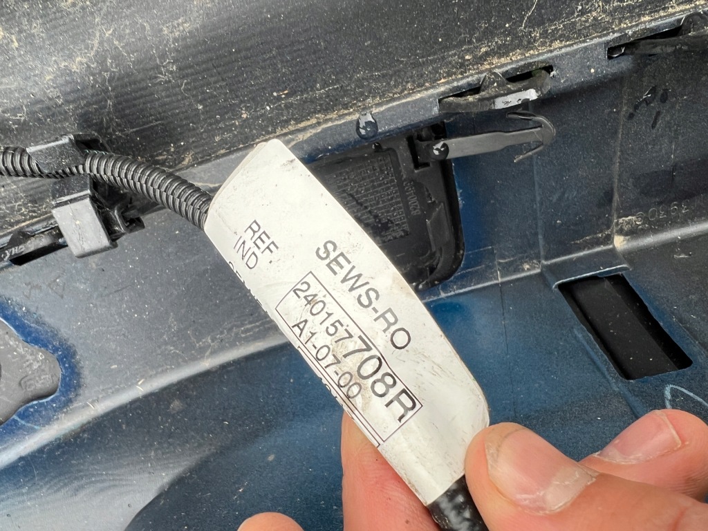 Renault kangoo бампер задний granat kompletny 8200436723 Оригинал