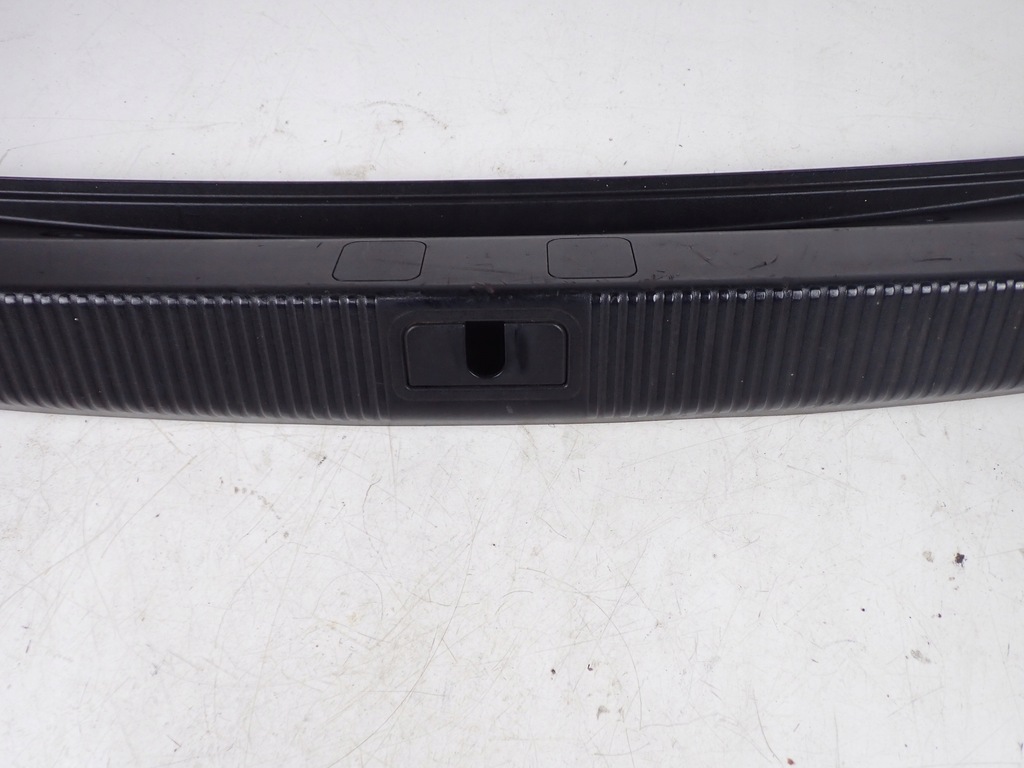 фото №6, Накладка молдинг защита поперечина задняя багажника audi s8 d3 4e0863471b