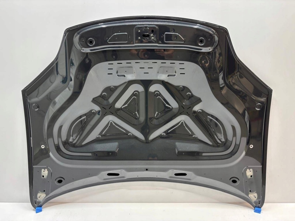 Купить Porsche macan 4 electric капот 95c823155c vulkangrau m7r