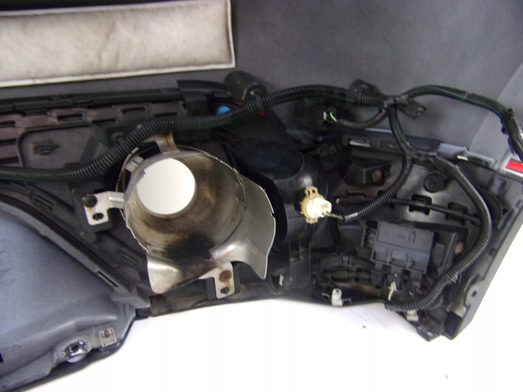 фото №14, Jaguar e-pace бампер задня