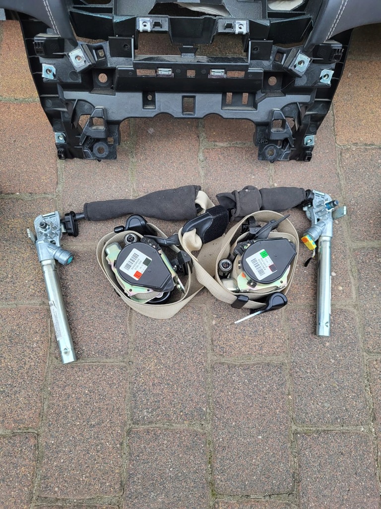 фото №5, Maserati levante панель приладів приладова консоль подушка безпеки