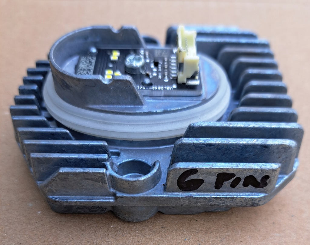 фото №8, Bmw g30 модуль преобразователь led 6 pin 16111-2l/2r