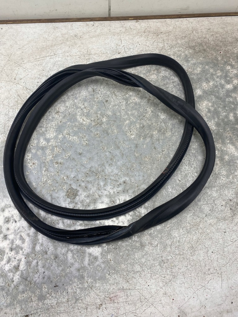 фото №3, Ford ka + plus прокладка двері правий задня