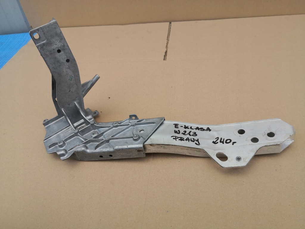 фото №3, E-klasa w213 кронштейн панель фары поперечина перед правый
