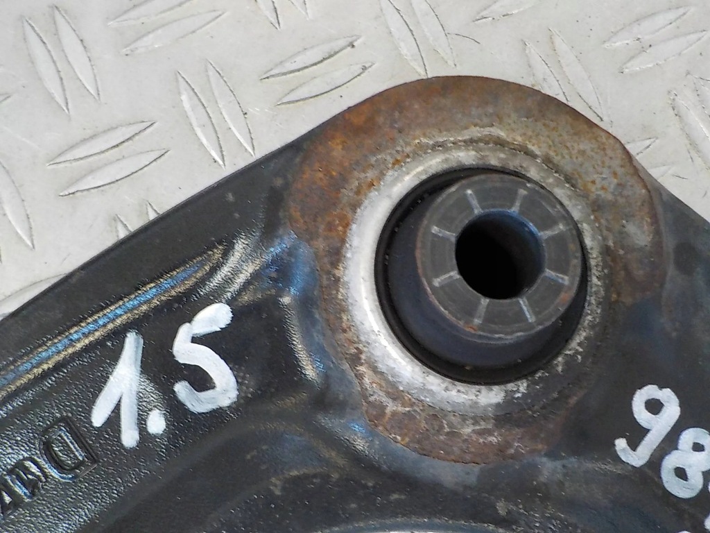 фото №5, Toyota proace 19- рычаг правый 1.5 перед