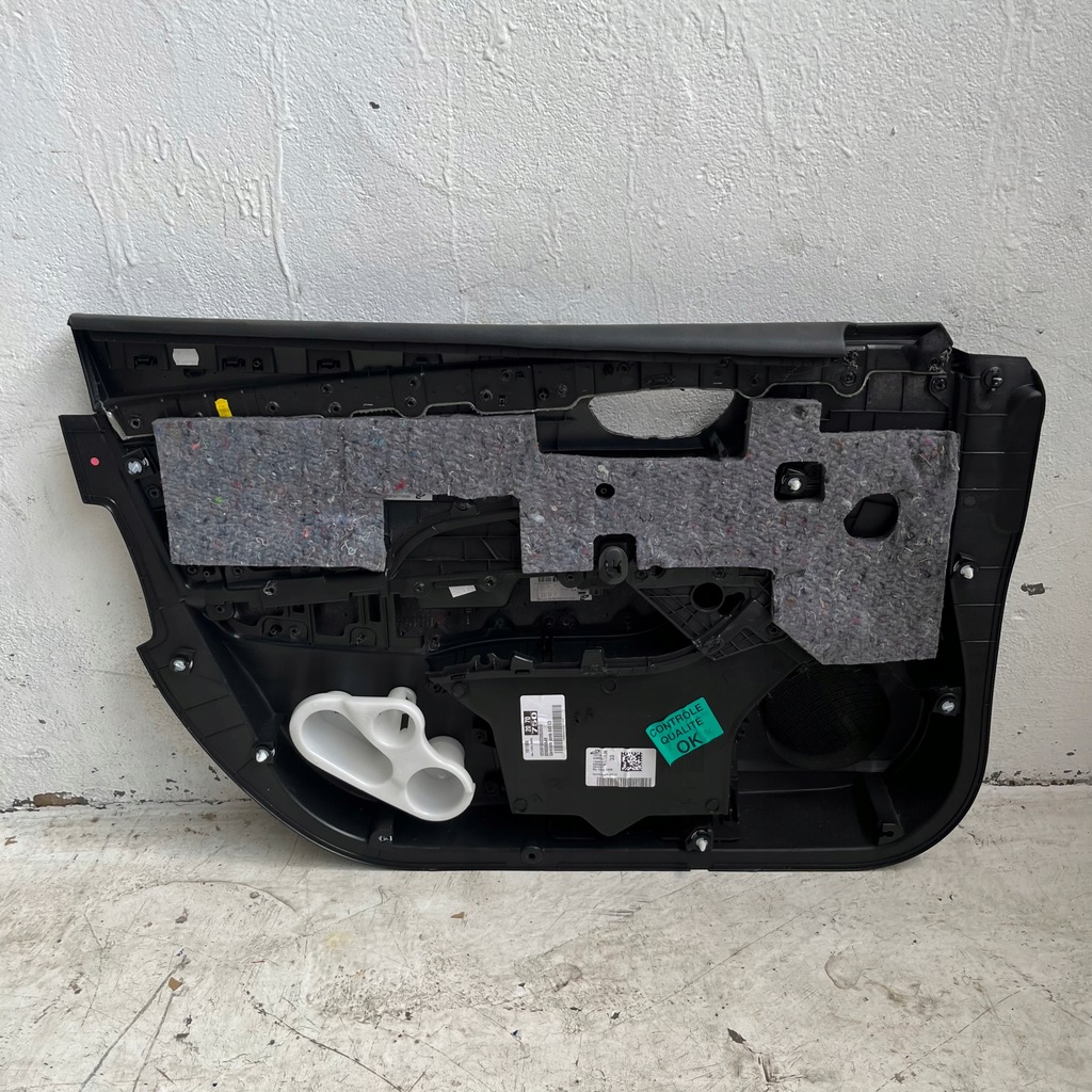 фото №4, Обшивка дверь правый перед renault talisman sedan