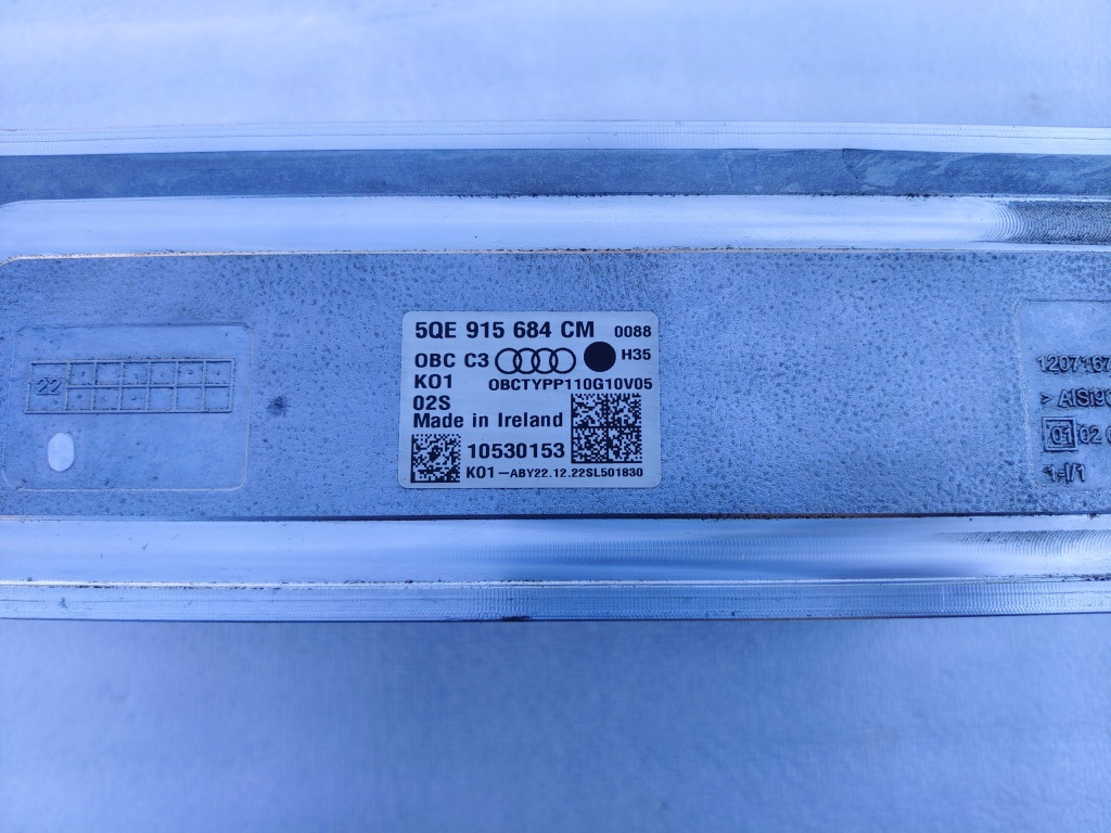 Audi e-tron модуль заряджання інвертор 5qe915684cm Недорого