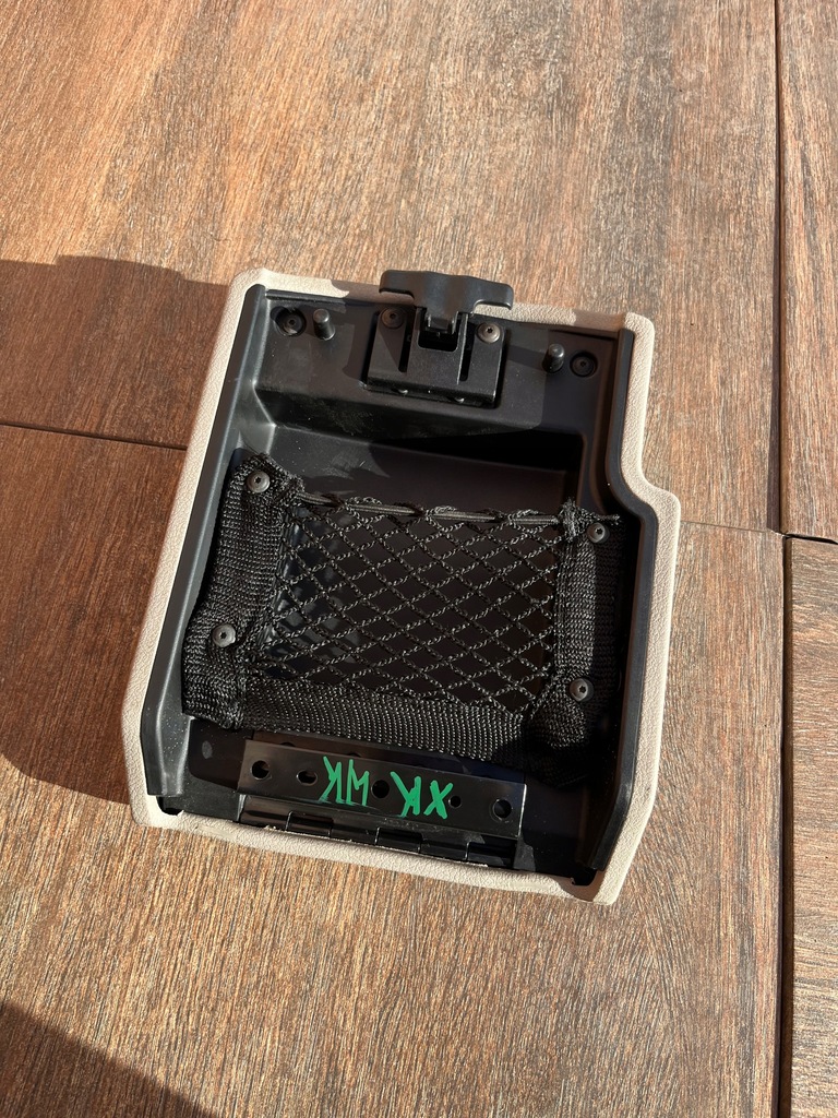 фото №10, Jeep commander 5-10r xk wk подлокотник