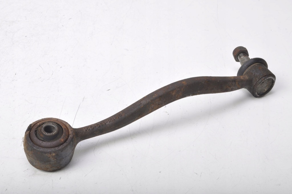 фото №1, Bmw e24 3.5 важіль лівий перед