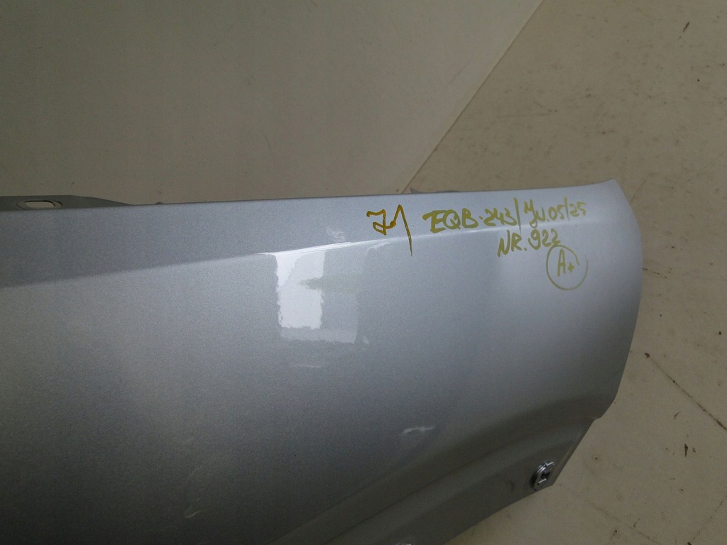 фото №9, Mercedes крила передній правий перед a2438810200 eqb x243 243 922