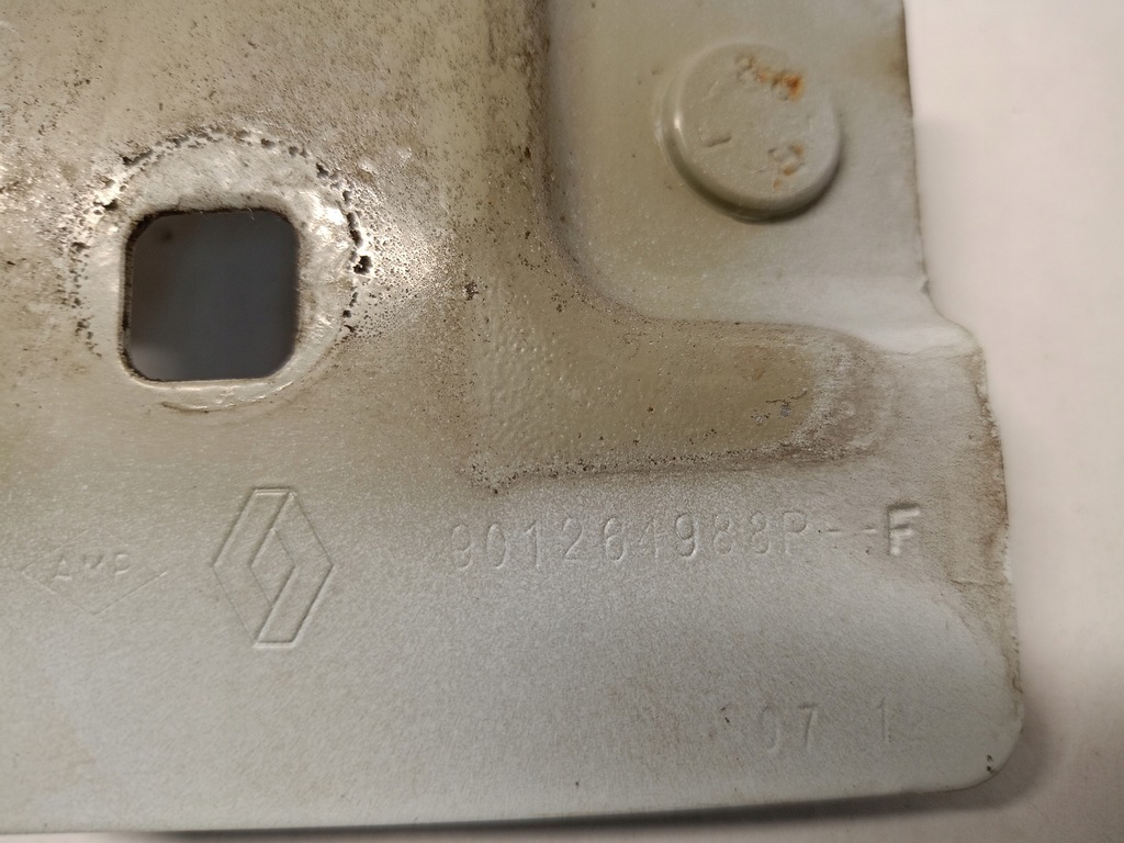 фото №7, Кронштейн крила праве 901264988r renault zoe