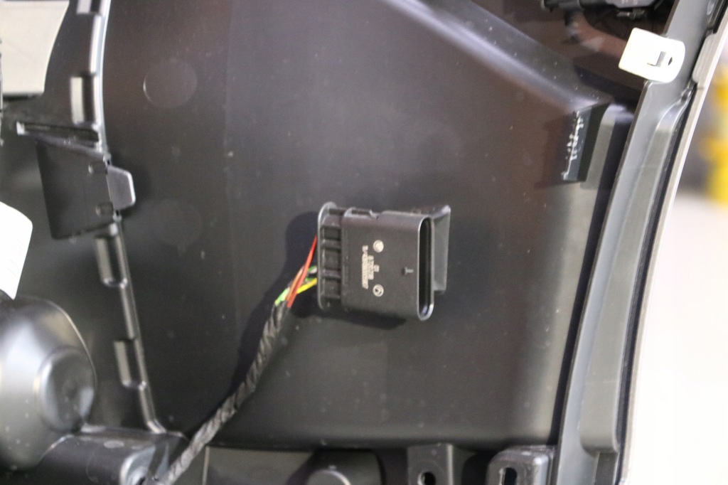 фото №8, Bmw 7 g70 i7 бампер перед передний цвет c4a