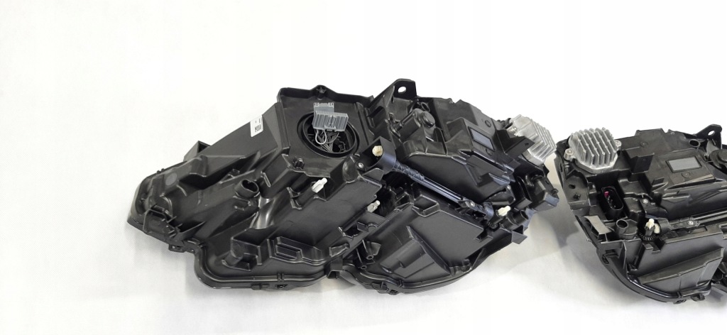 фото №8, Volvo v90 s90l фары лампы 31655279 31655280