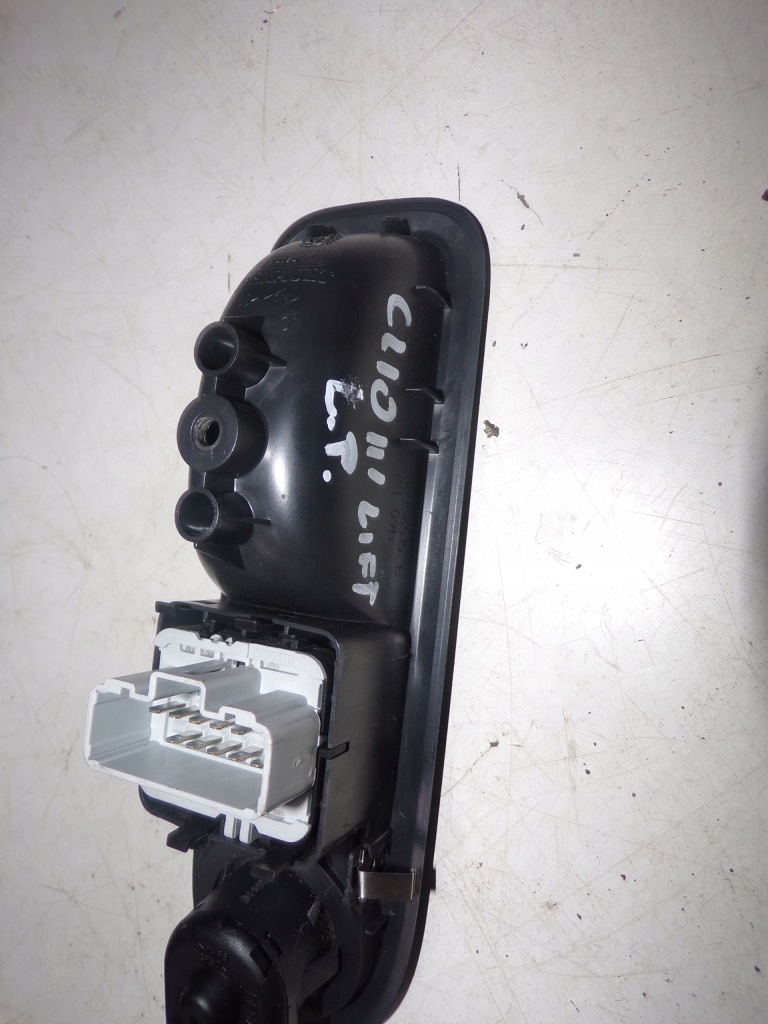 фото №3, Панель управление окон левый перед renault clio iii