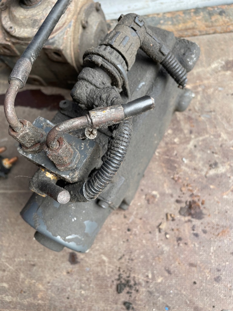 Купити Mercedes atego, actros mp2 помпа підйому кабіни 0015535101