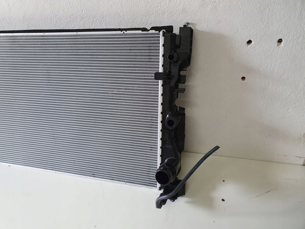 Радіатор води bmw g11 g30 оригінал 2799055 Зі Шроту