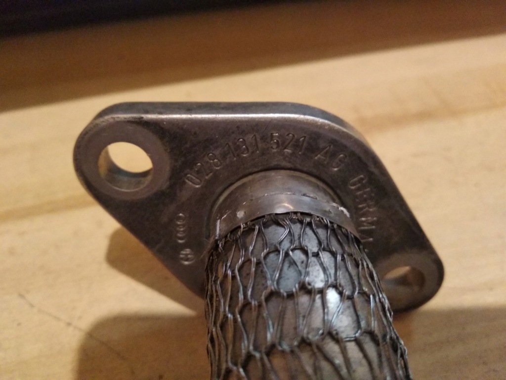 фото №4, Audi vw 1,9tdi шланг трубка egr 028131521ag
