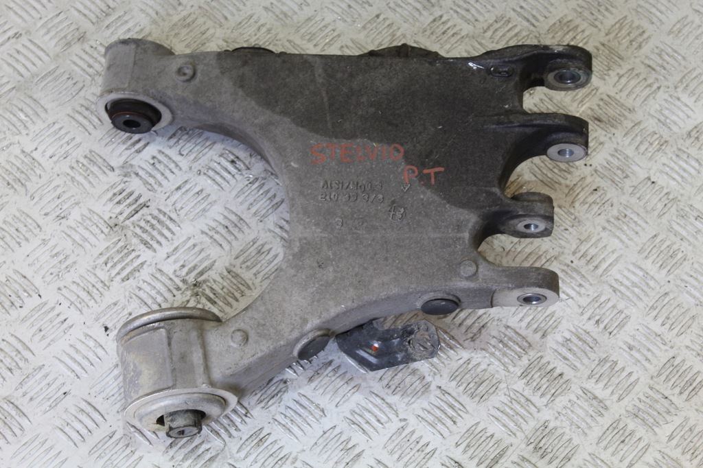 фото №1, Важіль правий задня stelvio