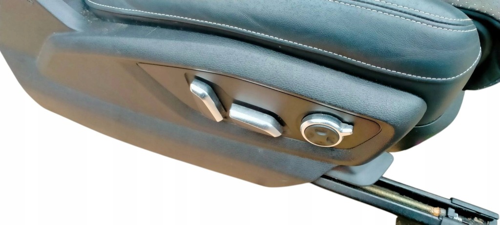 Audi q7 ii 4m 15-19 сиденья заднее сиденье комплект кожа alcantara s-line 7-местная Недорого