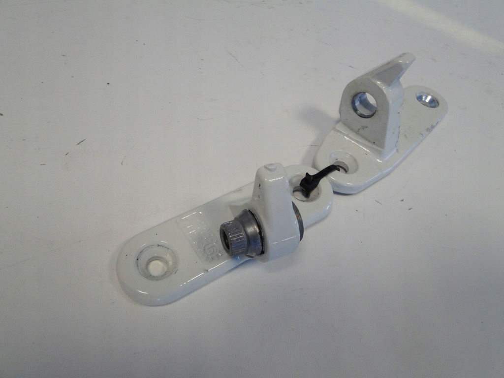 фото №4, Mercedes gla x156 петля дверь левая передние 650