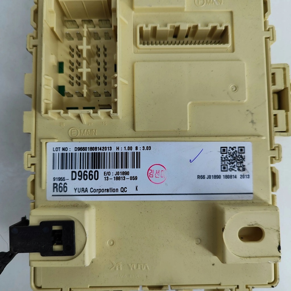 фото №8, Kia sportage 2018 рамка / модуль запобіжників