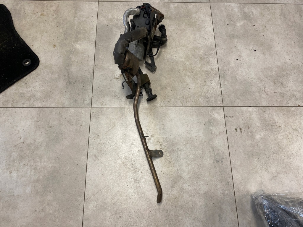 Купить Volvo xc60 подогреватель webasto ag9n-18k463-ae