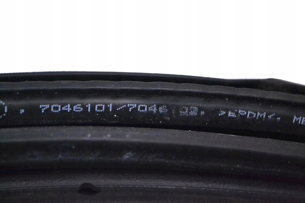 фото №5, Bmw z4 e89 sdrive 35is 2015 rhd передня права прокладка двері 7046102