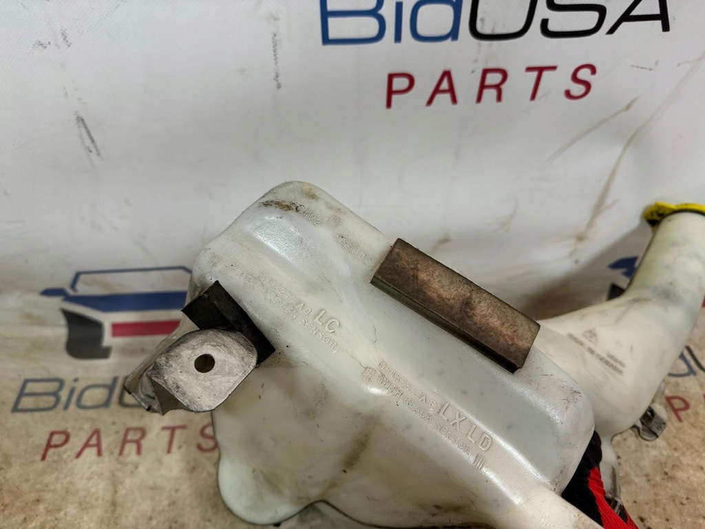 фото №7, Бачок жидкость do омывателя dodge challenger charger 68125524aa