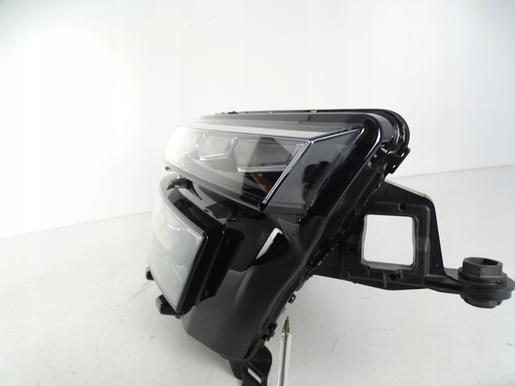 фото №7, Лампа перед передняя правая skoda kamiq full led