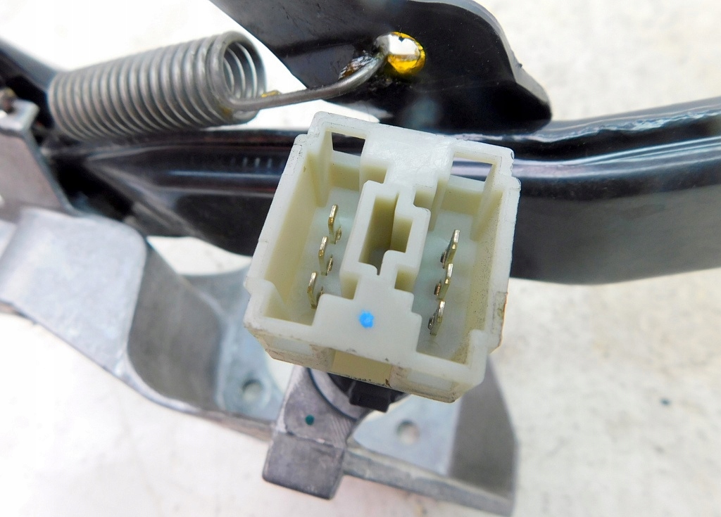 фото №7, Mercedes w210 lift kombi 2.7 01r педаль гальма