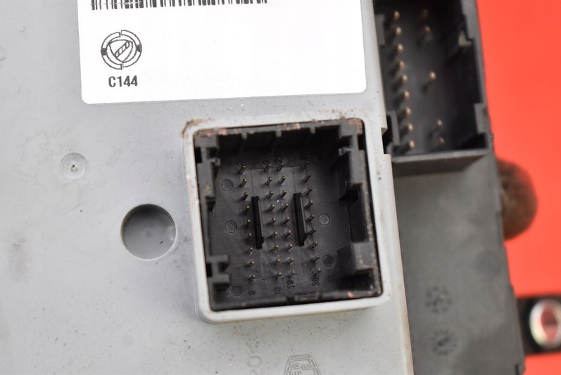 Коробка запобіжників 51778008 fiat linea 1.4 8v 77 km 06-12 в Україні