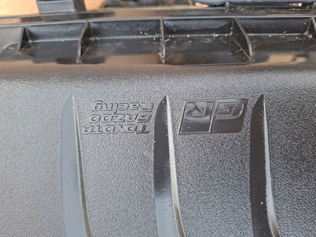 Купити Корпус повітрозабірник труба фільтра повітря toyota yaris iv gr 1.6 t 20+ 1805