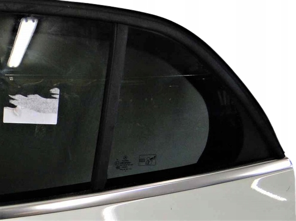фото №1, Mercedes gla x156 156 стекло треугольное задняя левая