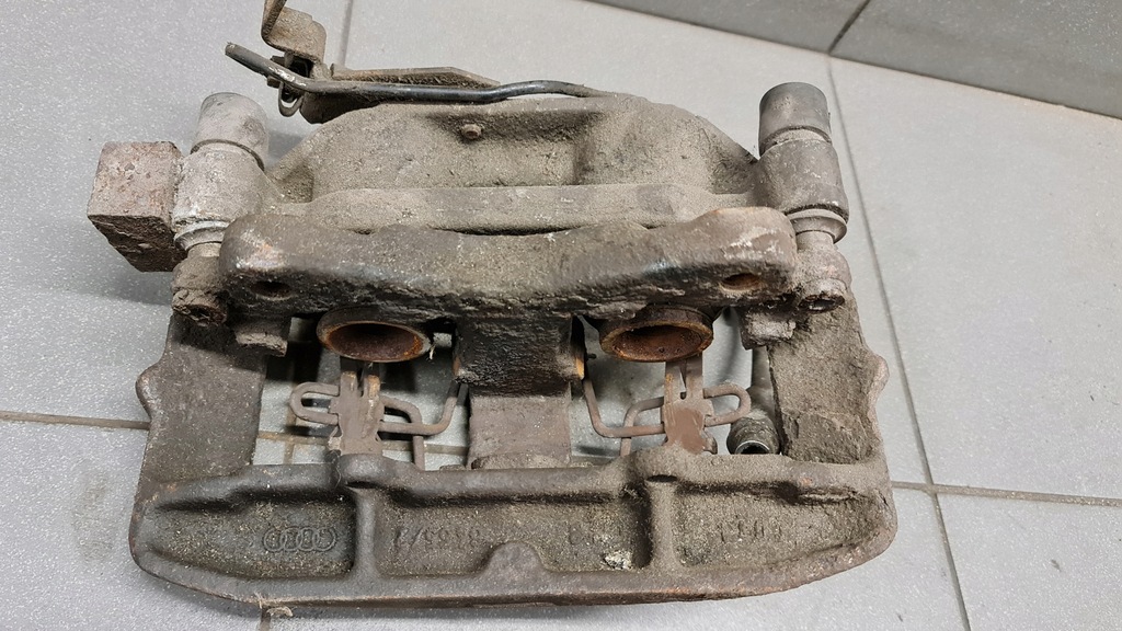 фото №7, Суппорт тормозной правый перед audi a8 d2