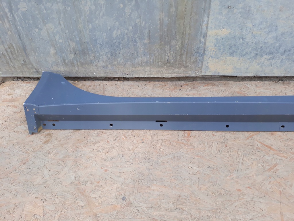 фото №2, Jaguar xe r-sport молдинг порог правая порог правый